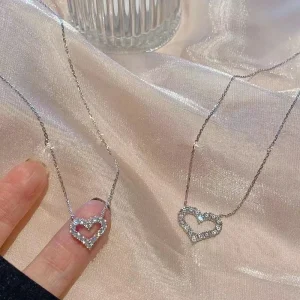 Korean Shining Zircon Heart Pendant Necklace for Women Silver Color Clavicle Chain Necklace Birthday Party Jewelry Gift