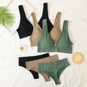 Seamless Underwear Set Women Sport Lingerie Set Wireless Deep V Bra Bralette Crop Top Removable Pad Brassiere And Thong Set